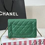 Chanel Wallet Woc Chain Green Caviar Gold 19cm - 2