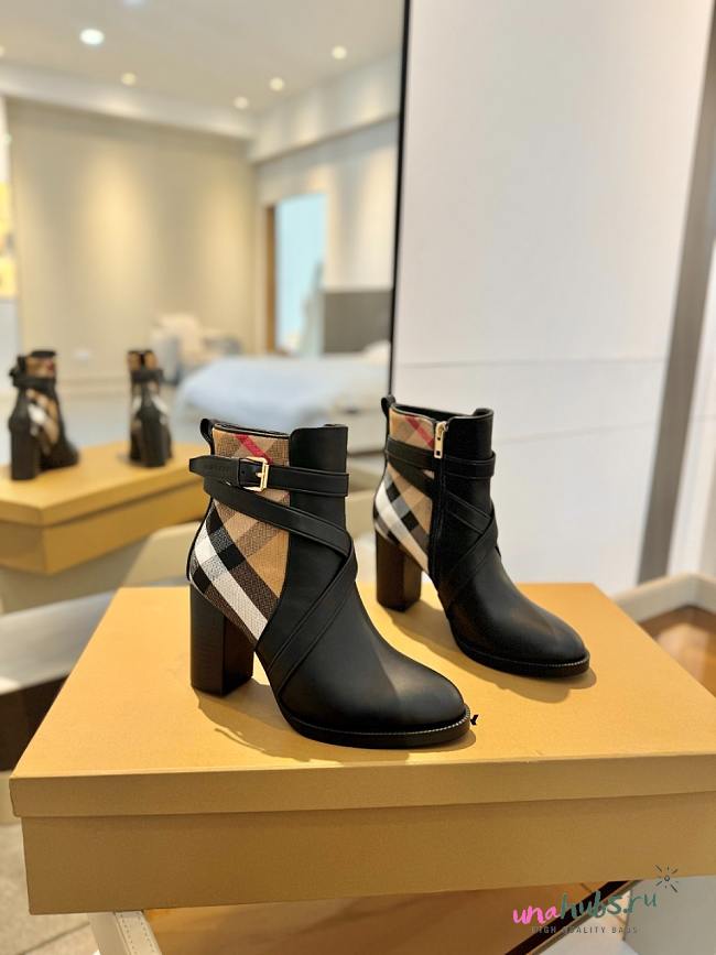 Burberry Black Boot 10cm - 1