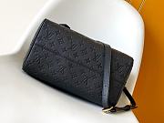 Louis Vuitton LV Speedy Soft 30 Black 30x17x21cm - 4