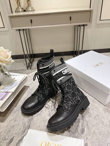 Dior D-Major Ankle Boot Black and White 