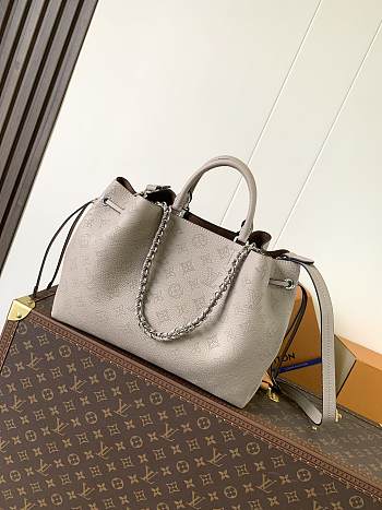 Louis Vuitton Bella Tote Mahina Grey 32x23x13cm