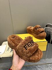 Fendi Slipper Brown Fur - 4