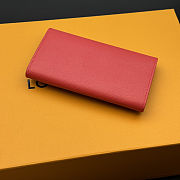 Louis Vuitton Capucines Wallet Red 19x10cm - 3