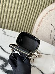Chanel Mini Vanity Handle Black Lambskin 11x8.5x7cm - 2