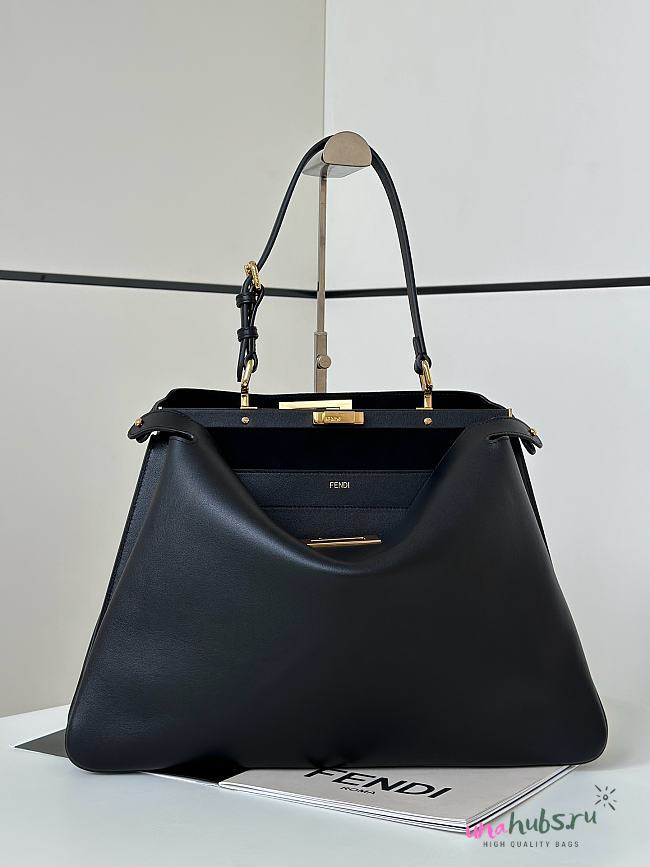 Fendi Peekaboo Black Bag 40.5x13x28cm - 1