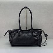 Balenciaga Le City Bag East West in black 31x19x9cm - 4