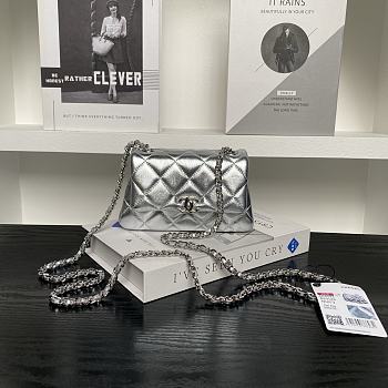Chanel Flap Bag Silver 16.5x10x5cm