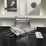 Chanel Flap Bag Silver 16.5x10x5cm - 3