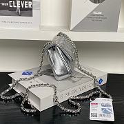 Chanel Flap Bag Silver 16.5x10x5cm - 2
