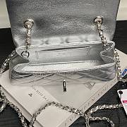 Chanel Flap Bag Silver 20x11x5.5cm - 4