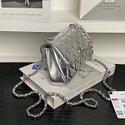 Chanel Flap Bag Silver 20x11x5.5cm - 3