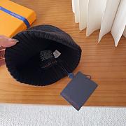 Louis Vuitton LV Black Beanie - 3