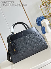 Louis Vuitton LV Avenue PM Black 30x19.5x12 cm - 1