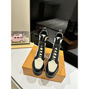 Louis Vuitton Laureate Platform Desert Boot Light Beige - 2