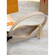 Louis Vuitton Pochette LV Bloom Calfskin Sand 23x10x4cm - 3