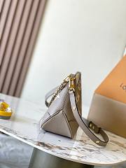 Louis Vuitton Boulogne PM Monogram Beige 29x16x9.5cm - 5