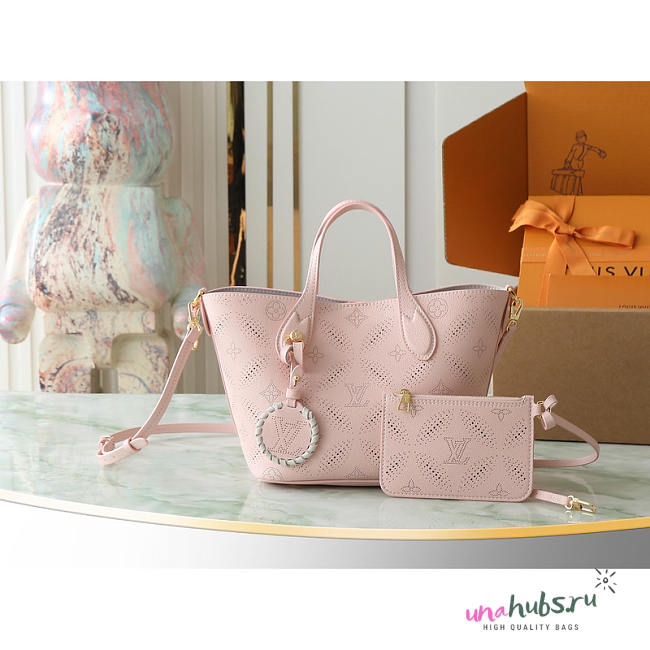 Louis Vuitton Blossom PM Perforated Mahina Pink 20x12.5x20cm - 1