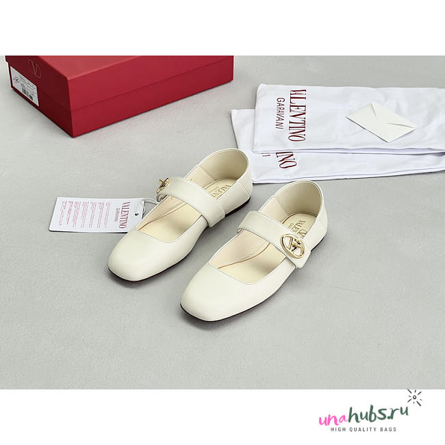 Valentino Garavani VLogo Locker Mary-Jane Ballerina - 1