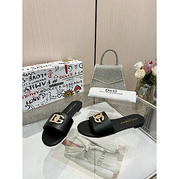 Dolce & Gabbana Flat Slippers In Calfskin With DG Logo Black