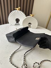 Chanel Handle Flap Bag Black Caviar 18x12x6.5cm - 5