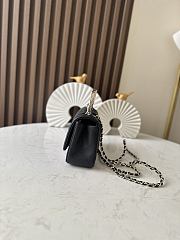 Chanel Handle Flap Bag Black Caviar 18x12x6.5cm - 4