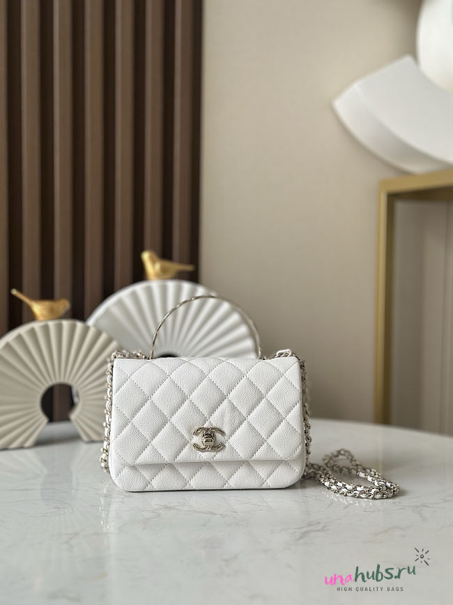 Chanel Handle Flap Bag White Caviar 18x12x6.5cm - 1