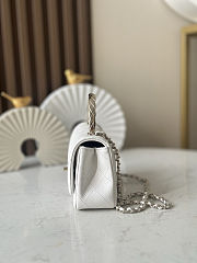 Chanel Handle Flap Bag White Caviar 18x12x6.5cm - 4