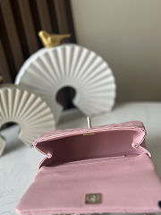 Chanel Handle Flap Bag Pink Caviar 18x12x6.5cm - 5