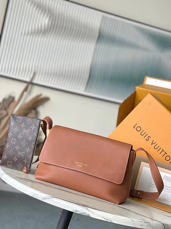 Louis Vuitton Low Key Messenger Cognac 30x18x12cm