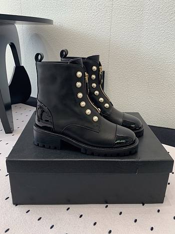 Chanel Black Boot 02
