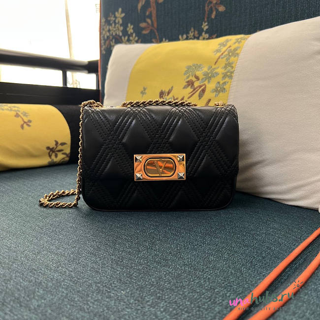 VALENTINO GARAVANI QUILTIE 19x13x6cm - 1