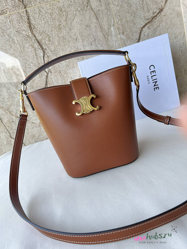 Celine Triomphe Leather Bucket Bag Cognac 16x19x12cm - 1