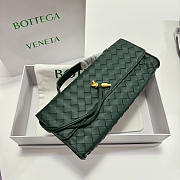 Bottega Veneta Andiamo Clutch In Green - 31x13x3cm - 4