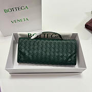 Bottega Veneta Andiamo Clutch In Green - 31x13x3cm - 3