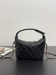  Chanel 25 Hobo Clutch With Chain Bag 21x19x6cm - 2