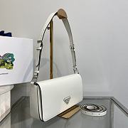 Prada brushed-leather White shoulder bag 26x12x4.8cm - 4