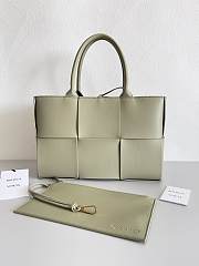 Bottega Veneta Medium arco Tote bag Green 30x20x11.5cm - 1