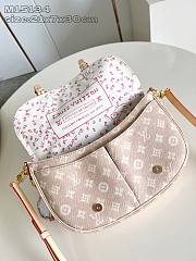 Louis Vuitton Escape Monogram Canvas 30x21x7cm - 4