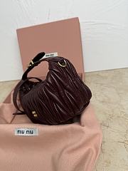 Miu Miu Matelassé Burgundy leather Pouch 15x8.5x8cm - 3