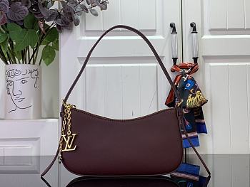 Louis Vuitton Pochette LV BLoom Burgundy 23x10x4cm