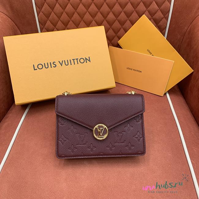 Louis Vuitton Wallet On Chain Rosy Burgundy 19.5x13.5x6.5cm - 1