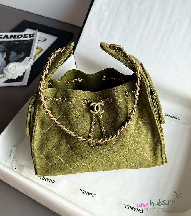 Chanel 25 Small Handbag Suede Gold Green 30x26x14cm - 1