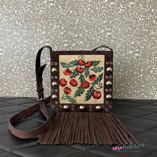 Valentino Garavani Nellcôte Small Shoulder Bag Cherryfic 20x20x3cm - 1