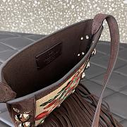 Valentino Garavani Nellcôte Small Shoulder Bag Cherryfic 20x20x3cm - 3