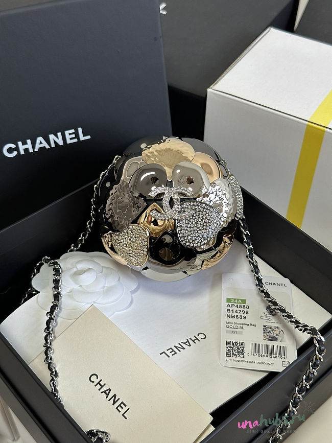 Chanel Camellia Decorated Round Bag 9x9x9cm - 1