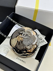 Chanel Camellia Decorated Round Bag 9x9x9cm - 4