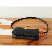 Louis Vuitton Pochette Liv Black 24.5x13.5x6.5cm - 2