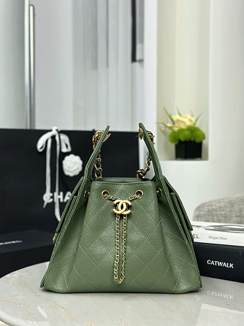 Chanel 25 Small Handbag Green 30x26x14cm