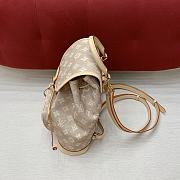 Louis Vuitton Backpack Montsouris PM Meowgram 30x28x18cm - 5