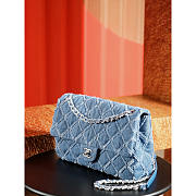 Chanel Medium Flap Bag Light Blue Denim Siver 25cm - 2